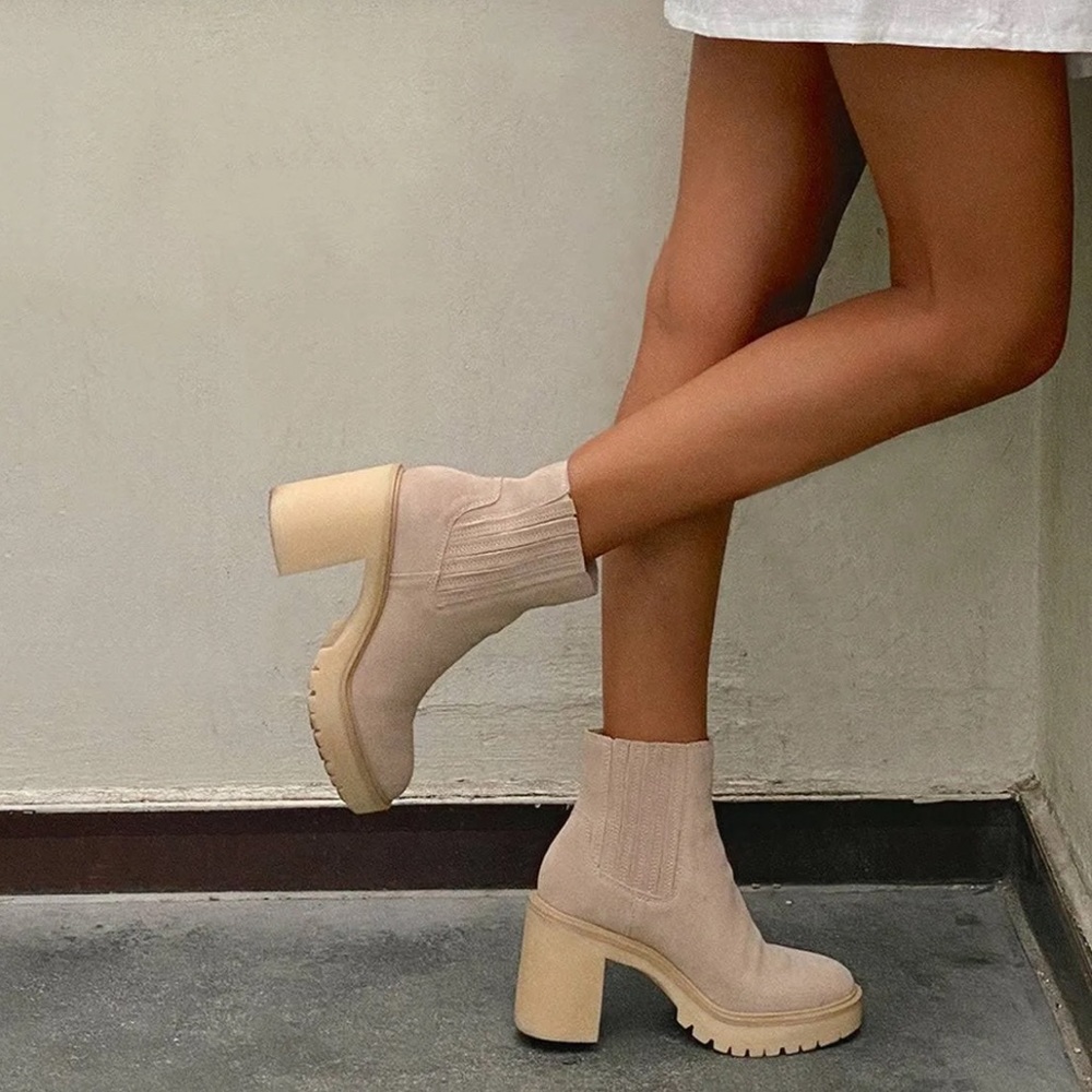 Dolce vita caster h20 booties dune sude